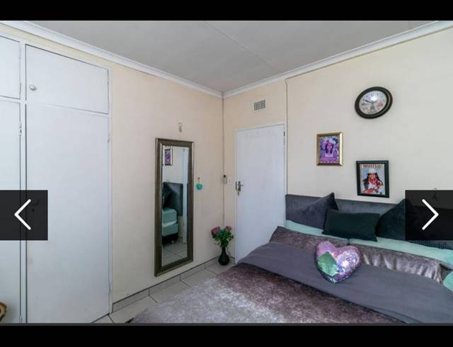 3 BEDROOM TOWNHOUSE FOR SALE IN ILLIONDALE